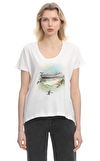 Resim Beyaz Baskılı Kap Kol Sıfır Yaka Pamuk Kadın T-Shirt