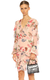 Resim Pudra Rengi Çiçek Desenli Uzun Kol V Yaka İpek Mini Boy Elbise