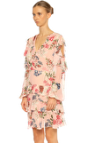 Resim Pudra Rengi Çiçek Desenli Uzun Kol V Yaka İpek Mini Boy Elbise