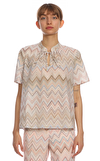 Resim Çok Renkli Zikzak Desenli Kısa Kol Hakim Yaka Pamuk Bluz