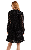 Resim Siyah Dantelli Uzun Kol Dik Yaka Mini Boy Elbise
