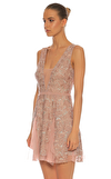Resim Pembe Dantelli Kolsuz Derin V yaka Mini Gece Elbisesi
